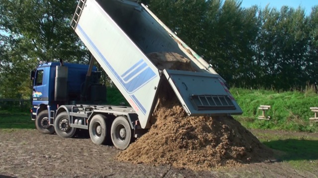 [20100922110539(2)[3].jpg]