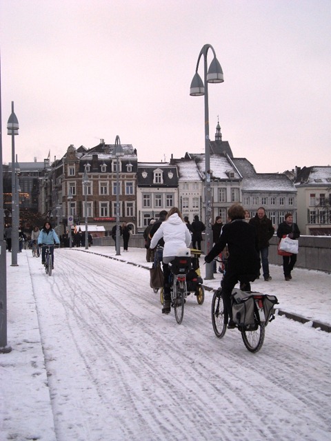 [Stone Bridge snowfall[5].jpg]