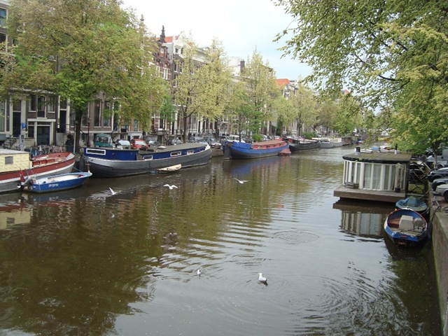 [Amsterdam morning[5].jpg]