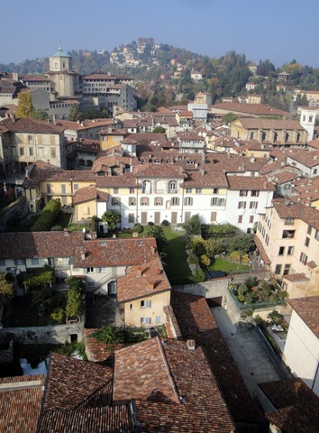 [8 Bergamo 27[4].jpg]
