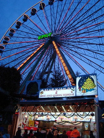 [Maastricht xmas market 17[3].jpg]