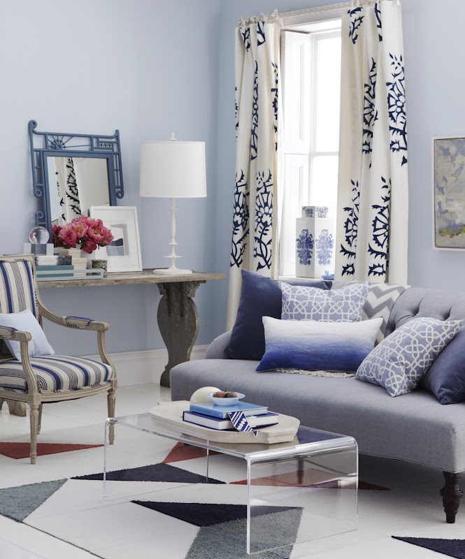 http://lh4.ggpht.com/_cHnXDLjHkfU/TYtgIoj2hcI/AAAAAAABnEA/CuO2EnFJf9E/kevin_sharkey_april_2011_blue_room.jpg?imgmax=800