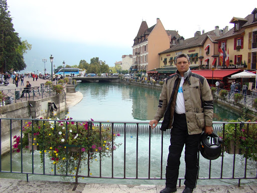 DIA%2021.%20CLERMONT%20FERRAND%20041.JPG