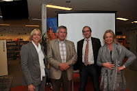 2010 05 28 Jeanine Hennis VVD bijeenkomst Bibliotheek S (46).jpg 2010 05 28 Jeanine Hennis VVD bijeenkomst Bibliotheek S (46).jpg