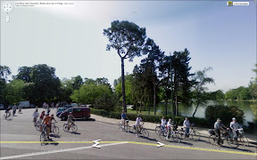 Велосипедисты в Булонском лесу