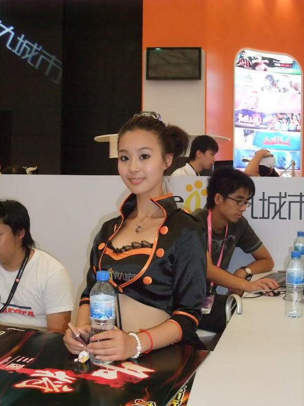 美眉日报 DSCF1129 ChinaJoy 2009 美眉~波波女人网版本~3