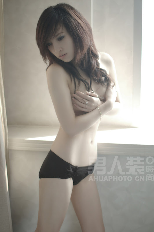 美眉日报 1250682091890 mthumb 男人装？泪了