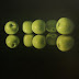 19721 - Vijf appels in het donker - 85 x 100 cm - € 3900,=