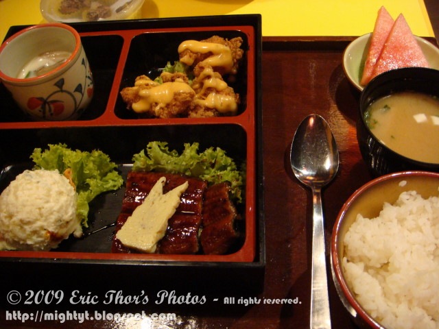 [DSC04560 640 x 640[3].jpg]