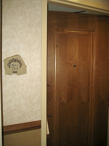 [roomdoor[5].jpg]
