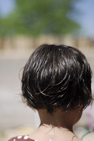 [hairback[5].jpg]