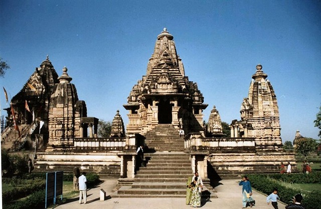 [Khajuraho_tempel_india[4].jpg]