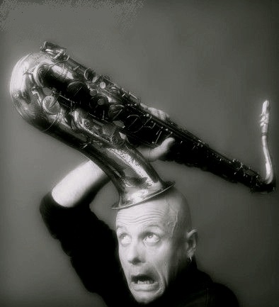 [saxophone head[4].jpg]