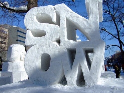 [SnowWordSculptureLoveArt[2].jpg]