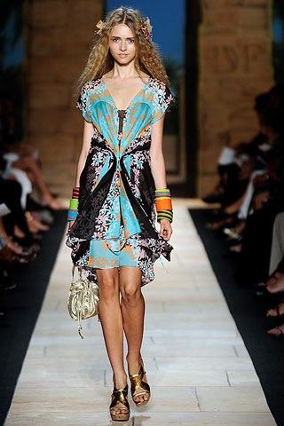 [DVF00250m2.jpg]