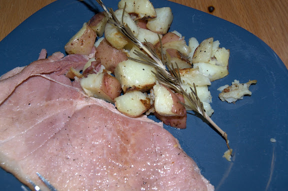 Roasted potatoes & Ham Steak