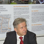 SDC12729.JPG Wowereit im QM-Büro Schöneberger Norden