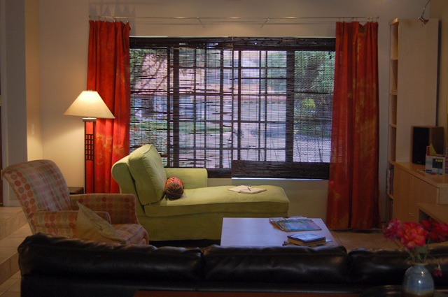 [Living Room Curtains_0037 copy[4].jpg]