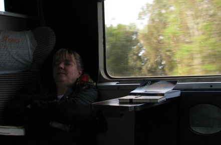 [train07[6].jpg]