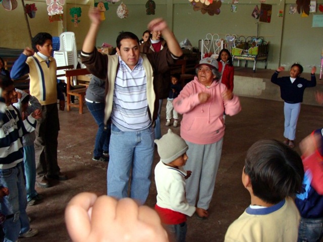 [Entregadepresentes2008f253.jpg]