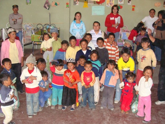 [NiosdelaGuardera27dic2008f43.jpg]