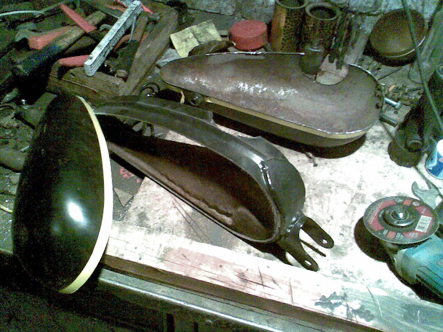 IZ 250cc rat-bobber - Page 6 Pilt024