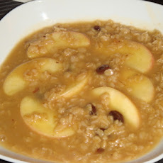 Apple Cinnamon Oatmeal Porridge
