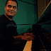 pict3546.jpg, David Ramos (Colombie) aux piano et synthétiseur., William Sandoval en session acoustique