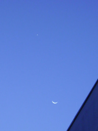 Luna y Venus La Luna y Venus durante su encuentro en el cielo.