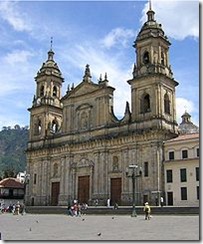 200px-Catedral_Primada_de_Colombia-Bogota