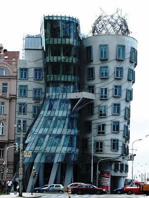 Dancing Building (Prague, Czech Republic)