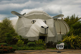 150 Strange Buildings of the World Seen On coolpicturesgallery.blogspot.com Or www.CoolPictureGallery.com 