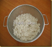 rinsed poha in colander