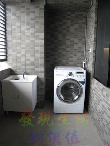 [Washer+Fridge_03[2].jpg]