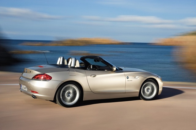 [BMW Z4 2009 24[3].jpg]