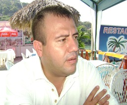 Oscar Sánchez nuevo presidente de CANACOSERVYTUR en Ixtapa Zihuatanejo.