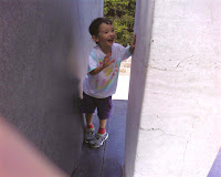 Eidan on the Awakening statue at Villanova