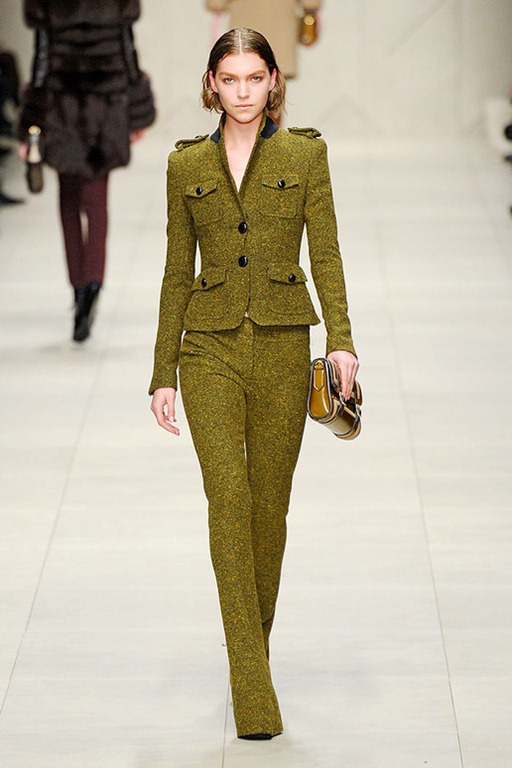 [L_BurberryProrsum_F2011_93.jpg]