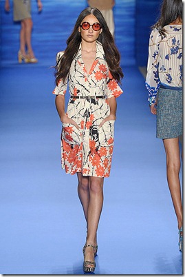 TRACY-REESE-SPRING-2011-RTW-PODIUM-009_runway