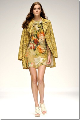 basso_brooke_ss2011_1