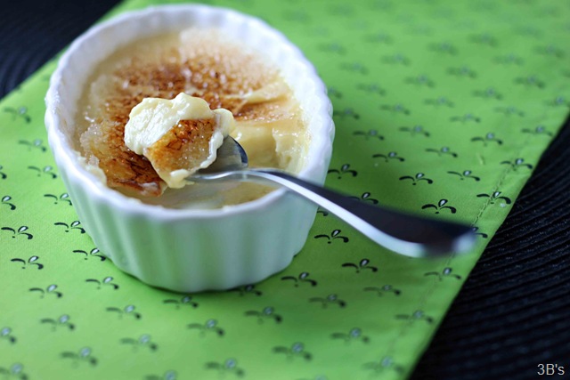 [cinnamon creme brulee[4].jpg]
