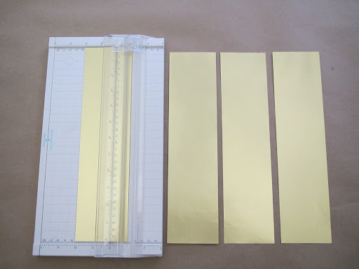 ...or you can use the Martha Stewarts Crafts Paper Trimmer to do the exact same thing.