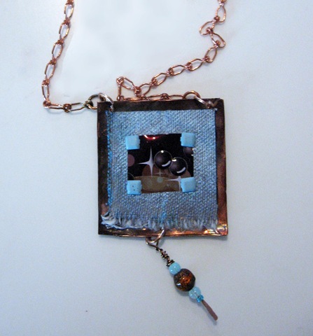 [copper and blue necklace[2].jpg]