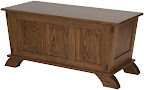 Baroque Cedar Chest in Mahogany Oak