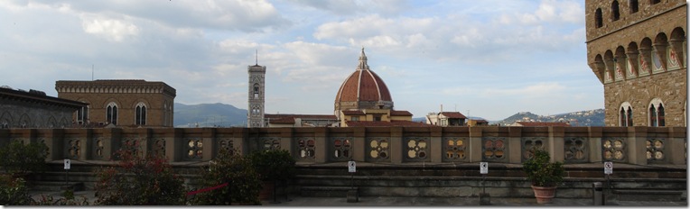 Panoramica do Terrazo della Galleria uffizi