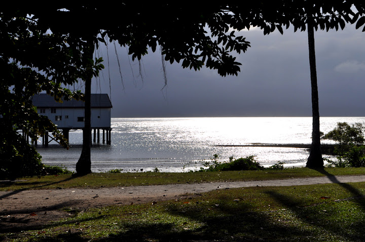 bay A view of the bay from ANZAC Park in Port Douglas, QLD. Photo by Bobbi Lee Hitchon