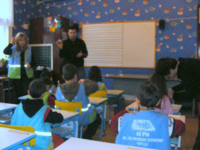 Teaching dental hygiene