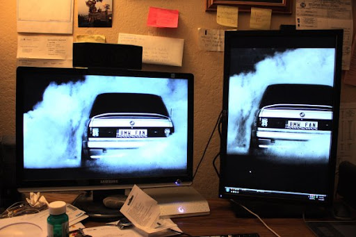 IMAGE: http://lh4.ggpht.com/_eU0ARmikz-Q/SeyrSOS3CzI/AAAAAAAAE5M/kLTmwHNkVwI/photo.jpg