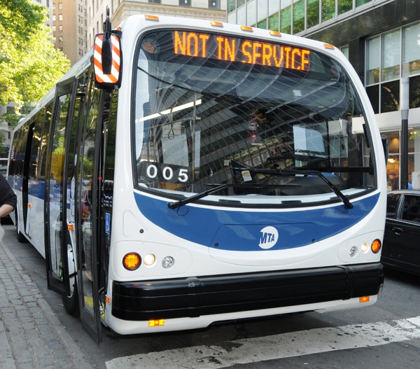 [DesignLine Bus Photo[3].jpg]