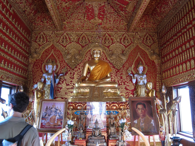 Inside Wat Bupparam